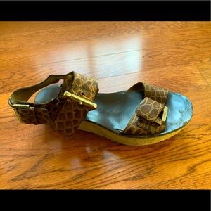 MICHAEL KORS Croc Wedge Sandal US10